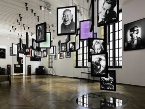 Studio Harcourt et galerie de photos de stars- visite guidée paris