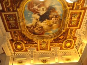 palais de justice de Paris plafond de la cour d'Appel- visite guidée paris