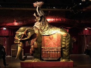 éléphant du musée des arts forains- visite guidée paris